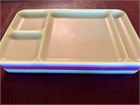 6 Plastic Serving Trays