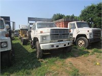 1998 Ford F800 Flatbed Landscaping Truck,