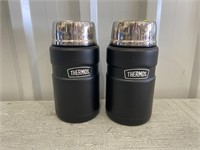 2 THermos'