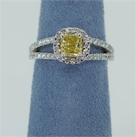 18Kt gold diamond ring