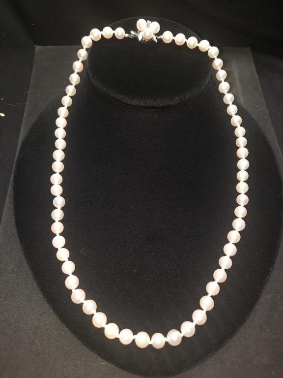 14K Gold Clasp & Pearl 20" Necklace
