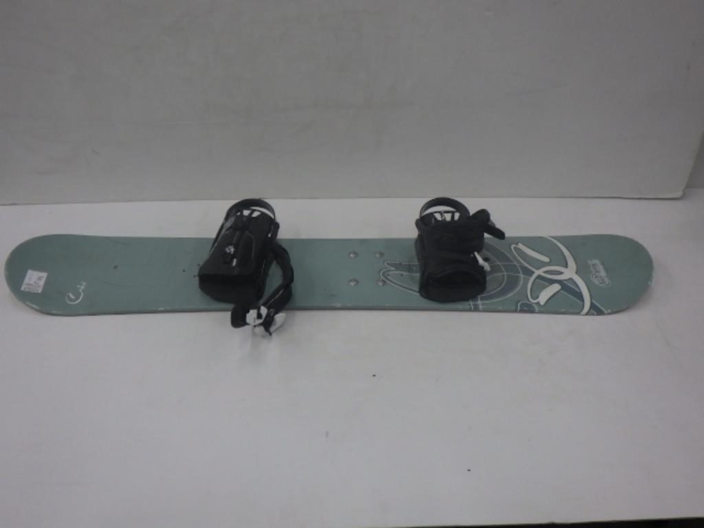 RIDE COMPACT SNOWBOARD W/ BINDINGS