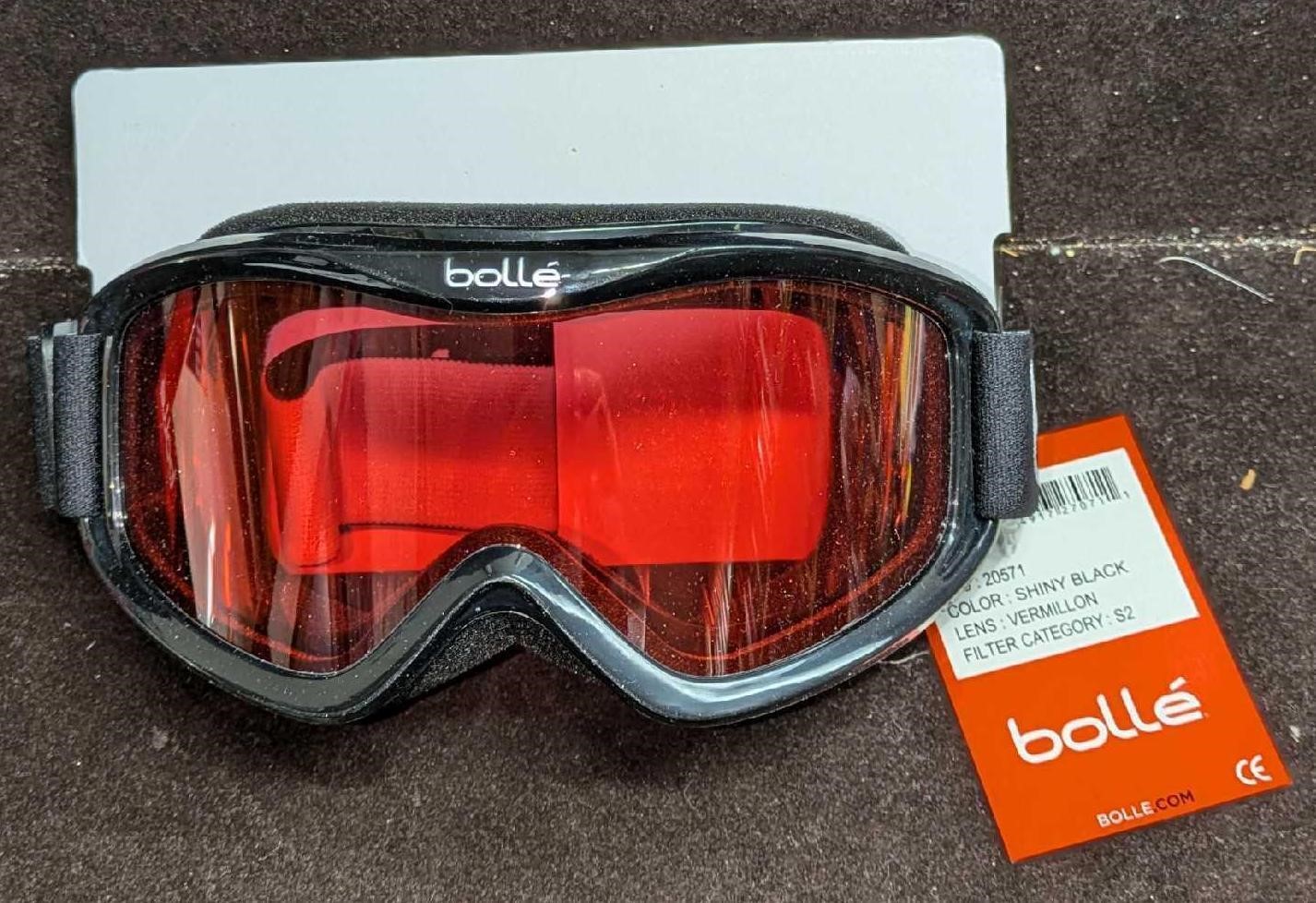 Bolle Mojo Shiny Black Frame With Vermillion Lens