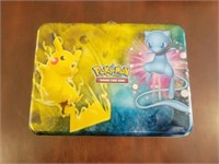 POKEMON LUCH BOX WITH TRADING CARDS AND CONTENTS