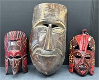 (AE) HAND CARVED DECORATIVE WOOD TRIBAL MASK 15”