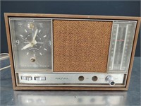 Vintage Radio- Parts or Repair