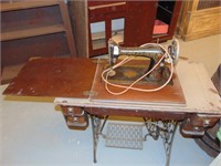 singer pedal sewing machine