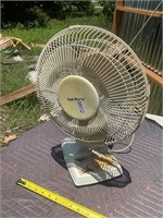 Cool Breeze Oscillating Fan