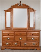 Dresser w/ Trifold Mirror