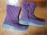 LADIES WINTER BOOTS SIZE 8