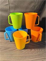 Vintage Plastic Camping Cups 4"