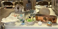 Miscellaneous lot of porcelain figurines, trays,