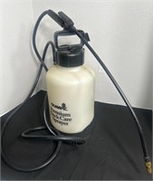 One gallon sprayer