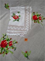 Linen placemats & table cloth