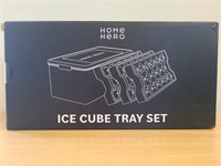 NEW Ice Cube Tray Set