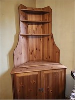 Corner cabinet approx 3ftx6ft
