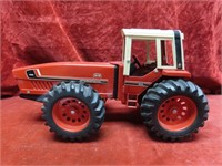 International 3588 2+2 Harvester tractor toy.