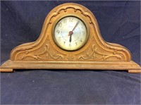 Vintage sessions mantle clock
