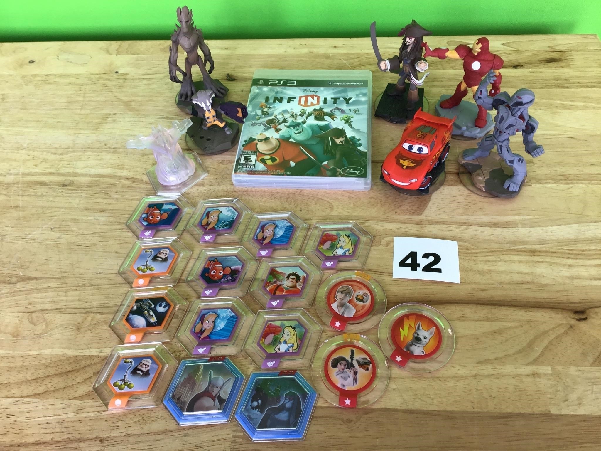 Disney Infinity with Power Discs and Figures - PS3
