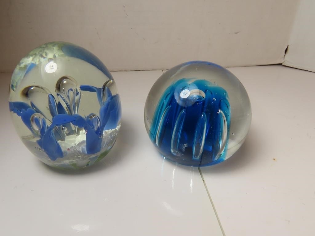 Crystal paperweights