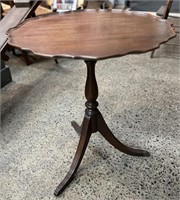 Vintage Mahogany Wood Tea Table