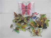 Metal Butterfly Decor & 2 LED Lights Untested