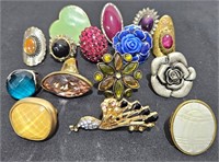 Lot of Fashion Rings Peacock Flowers+