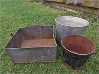 Syrup Pale, Metal Box & Bucket