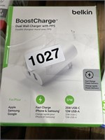 BELKIN DUAL WALL CHARGER RETAIL $40