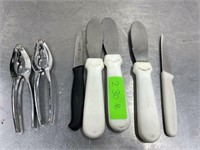 Butter Spreaders & Pairing Knives