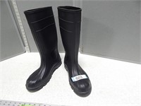 Milking parlor boots; new; size 10
