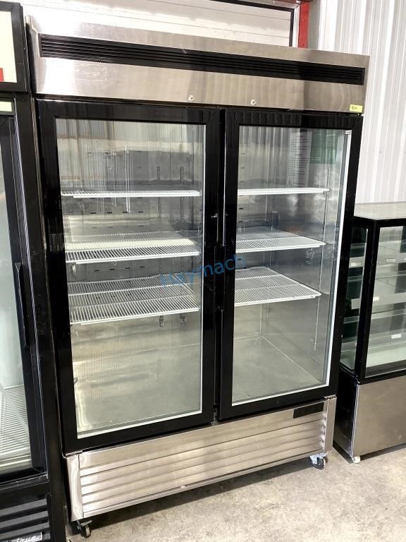 REACH-IN 2 GLASS DOOR DISPLAY FREEZER