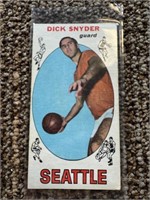 1969 Topps Tallboy Dick Snyder #73