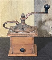 VINTAGE COFFEE GRINDER