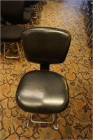 (5) Leather Gaming Chairs