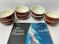 8 MID-CENTRY HALL USA BOWLS, LRG HOME PLANET BOOK