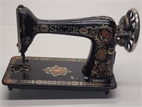 Vintage Singer Sewing Machine