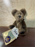 Boyd's Bears  Golden Teddy Award Winner