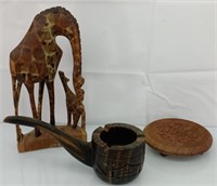 Wooden giraffe pot and stand