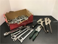 Assorted Wrenches & Vise Grips