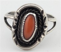 Vintage Sterling Old Trade Coral Ring
Nice