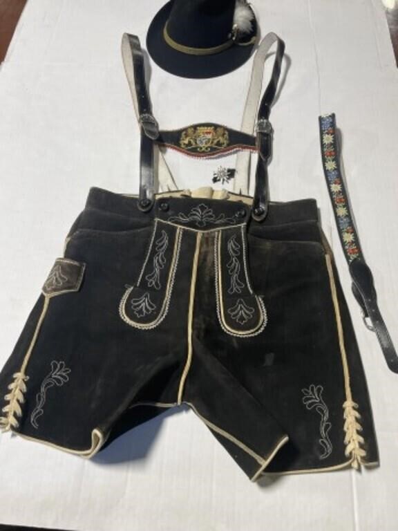 Lederhosen Outfit