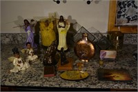 473: Assorted angel and religious decor/statues