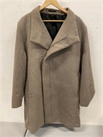H&M Men’s Overcoat Size: 44R