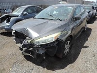 2015 Ford Focus 1FADP3E26FL298950 Gray