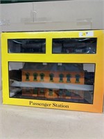 Rail king passenger station in original box