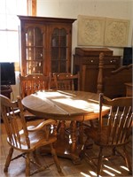 Six-piece dining room set with round