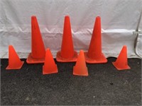 (7) Caution Cones
