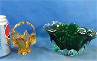 2 Art glass bowls