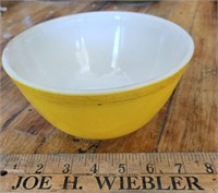 Vintage Yellow Pyrex Ovenware Bowl